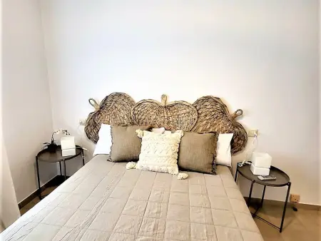 Villa Canal avec piscine privée et amarrage à Roses : photo 15