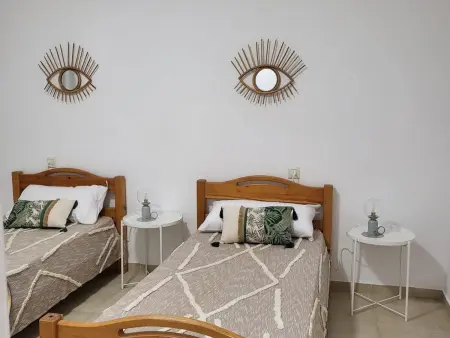 Villa Canal avec piscine privée et amarrage à Roses : photo 24