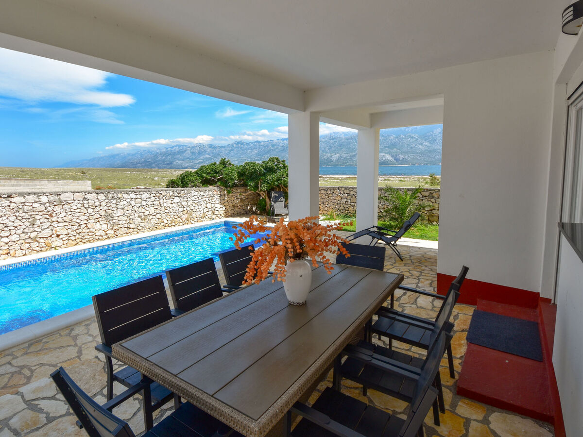 Maison Opera à Ražanac : piscine privée, 160 m de la mer - Photo 1