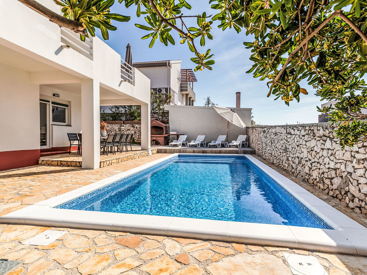 Maison Opera à Ražanac : piscine privée, 160 m de la mer - Photo 7