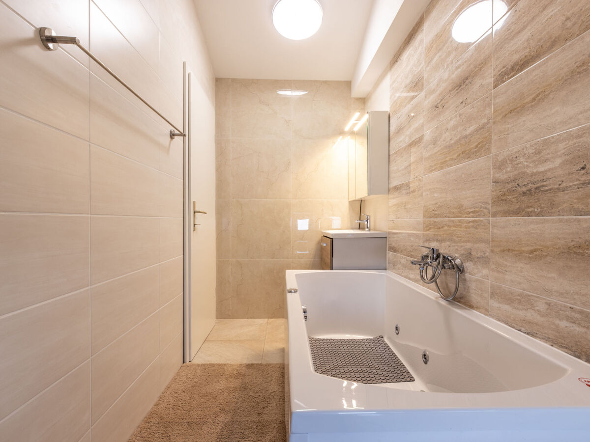 Maison Opera à Ražanac : piscine privée, 160 m de la mer - Photo 31
