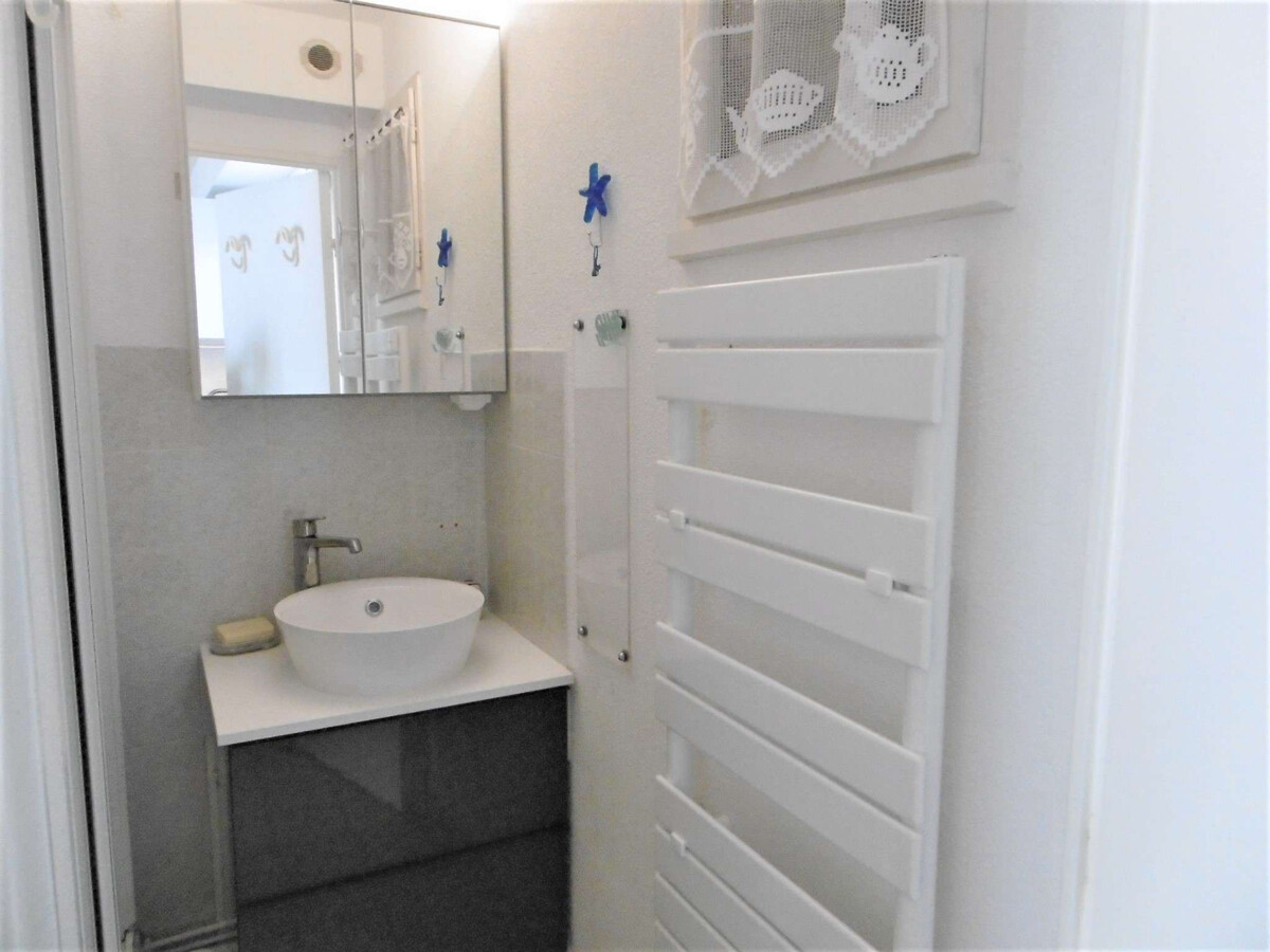 Maisonnette 40m² à 50m de la plage, jardin, 6 personnes - Photo 14