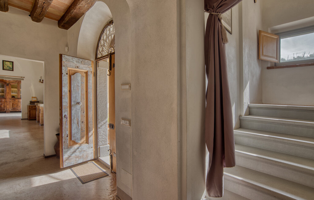 Maison 550 m² vue panoramique, piscine et jardin à Cortona - Photo 30