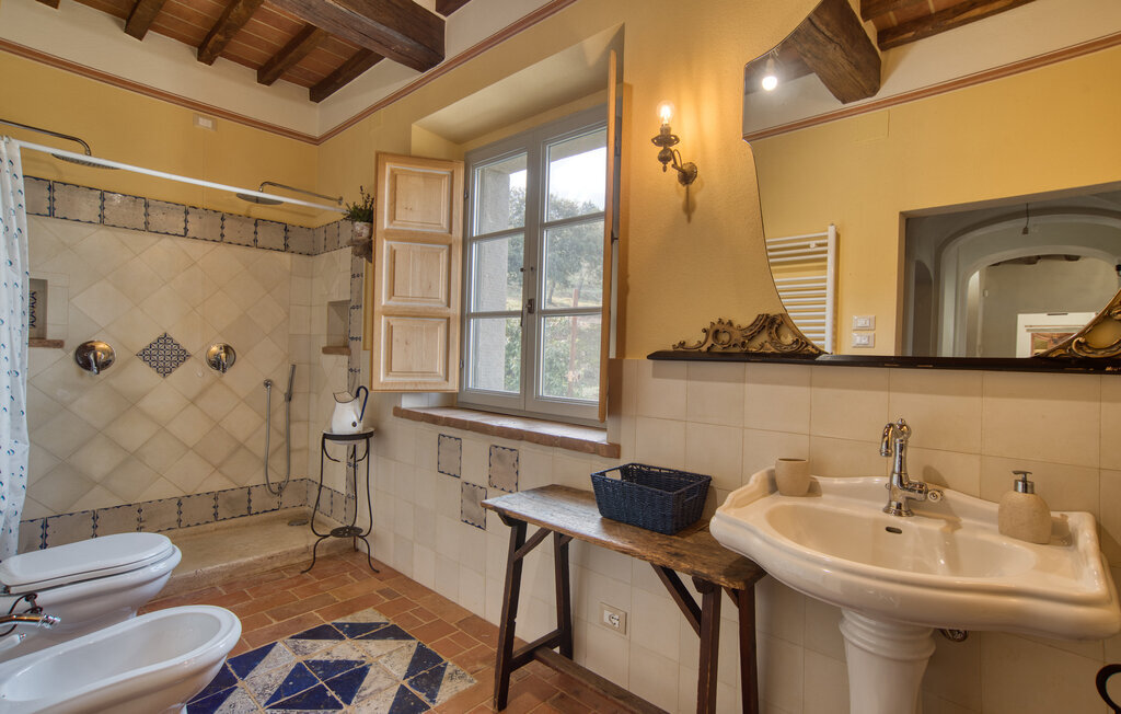 Maison 550 m² vue panoramique, piscine et jardin à Cortona - Photo 41