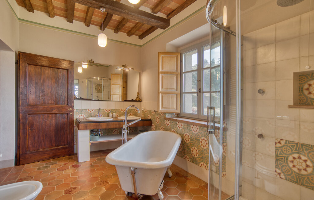 Maison 550 m² vue panoramique, piscine et jardin à Cortona - Photo 43
