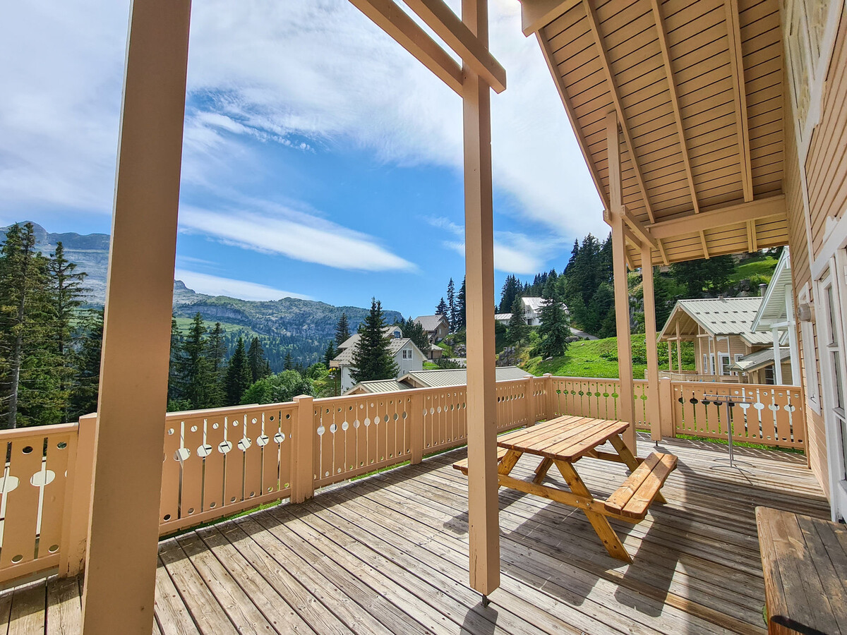 Chalet 70 m² à Flaine, poêle scandinave et terrasse sud - Photo 14