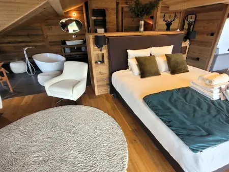 Chalet 5* aux Gets: Luxe, jacuzzi, sauna, chiens admis - Photo 4