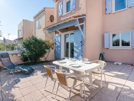Pavillon Confortable avec Piscine, Terrasse et Parking Privé - Photo 10