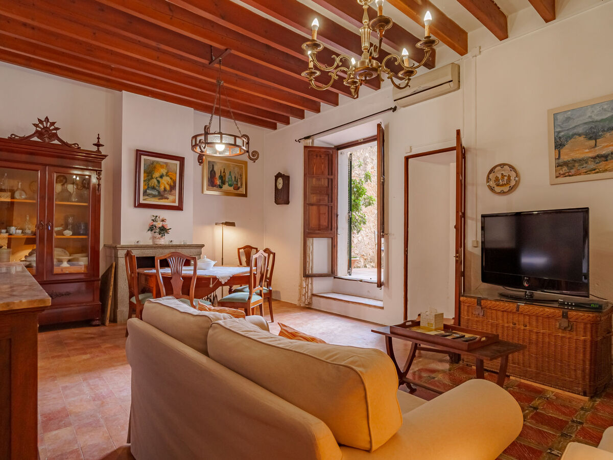 Maison rustique Cas Moliner à Petra, 160 m² au cœur du village - Photo 4