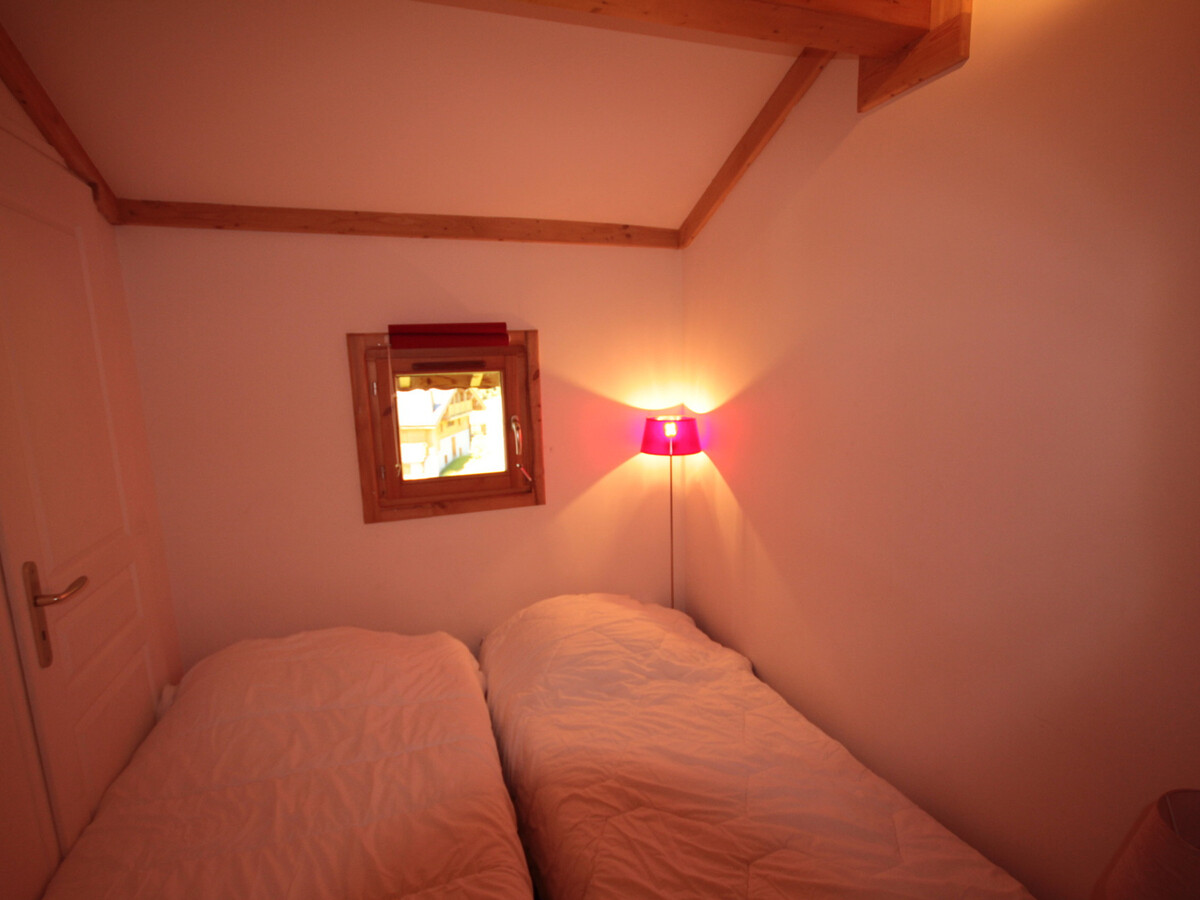 Chalet Les Pierres du Chozal, 12 pers, 200m des pistes - Photo 10