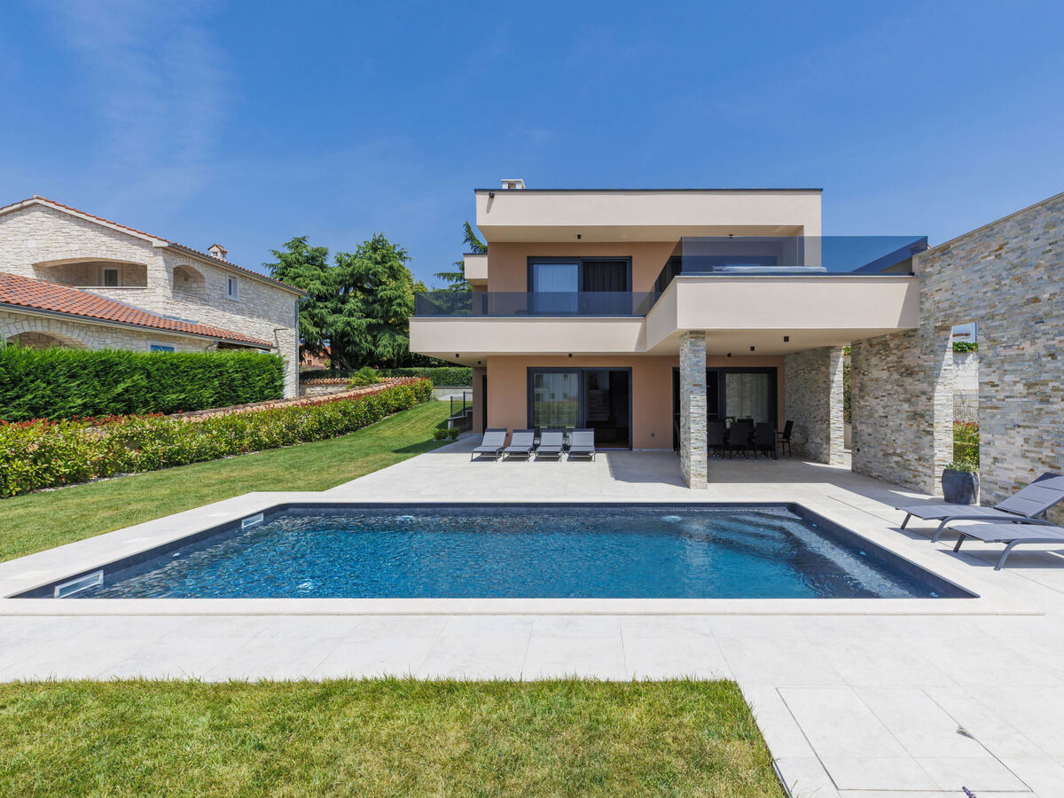 Villa Prudensia, 8 pers., piscine chauffée à Kaštelir - Photo 18