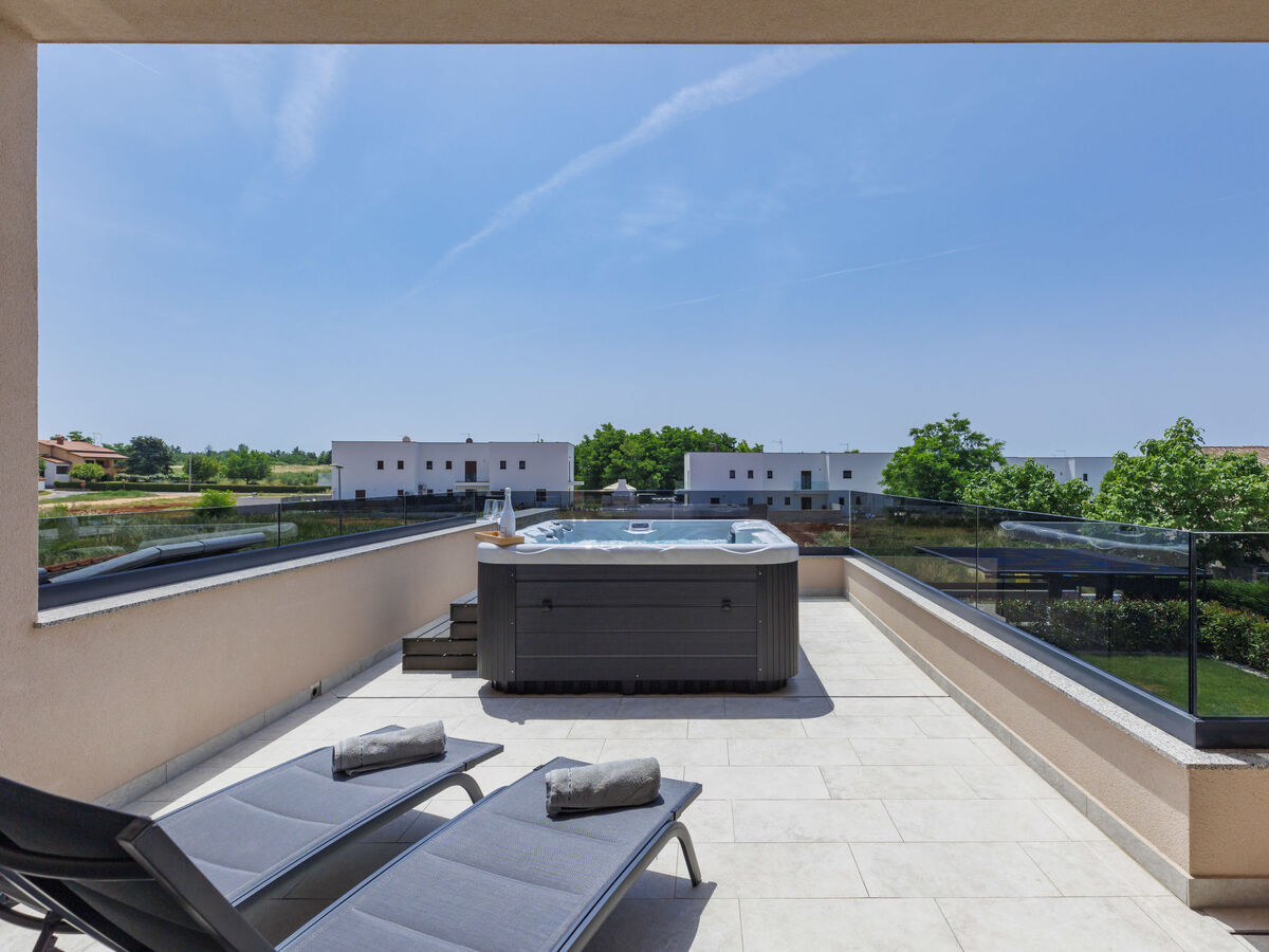 Villa Prudensia, 8 pers., piscine chauffée à Kaštelir - Photo 36