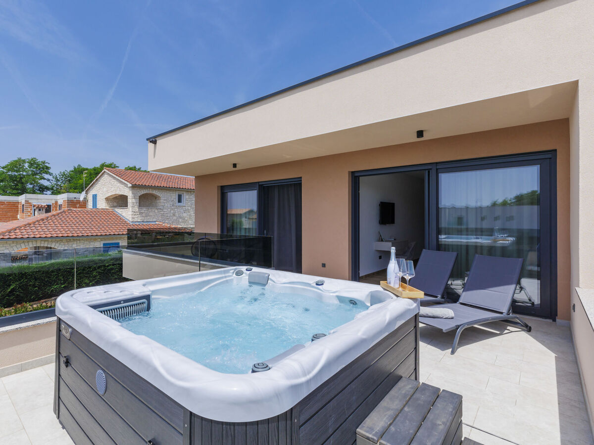Villa Prudensia, 8 pers., piscine chauffée à Kaštelir - Photo 38