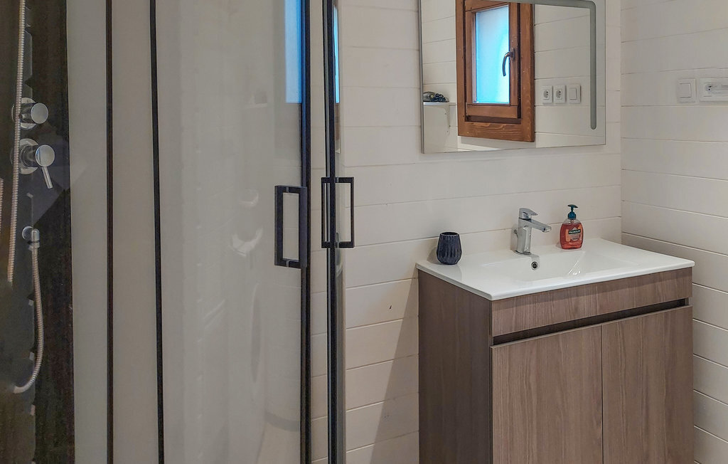 Chalet en bois au cœur des Pyrénées ariégeoises - Photo 11