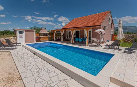 Location maison à Kaocine   Miljevci