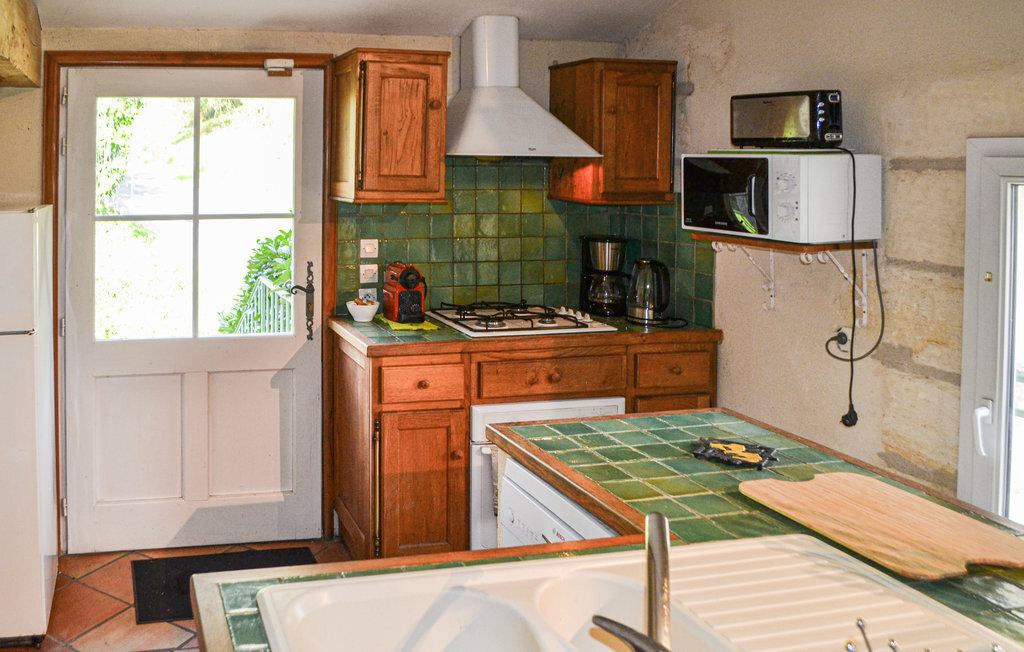 Maison 3 chambres avec jardin de 300 m² à Coutras - Photo 5