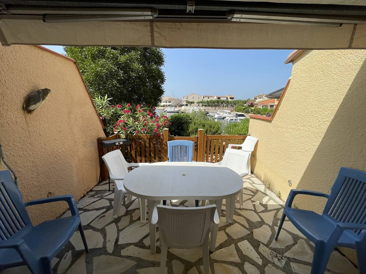 Studio cabine mezzanine avec terrasse vue marina – Saint-Cyprien - Photo 1