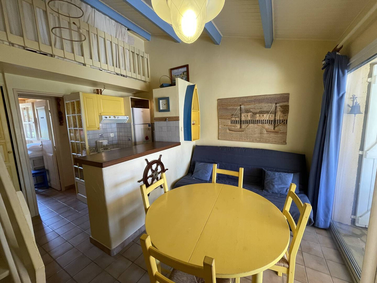 Studio cabine mezzanine avec terrasse vue marina – Saint-Cyprien - Photo 5