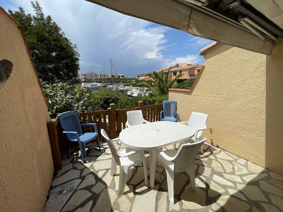 Studio cabine mezzanine avec terrasse vue marina – Saint-Cyprien - Photo 6