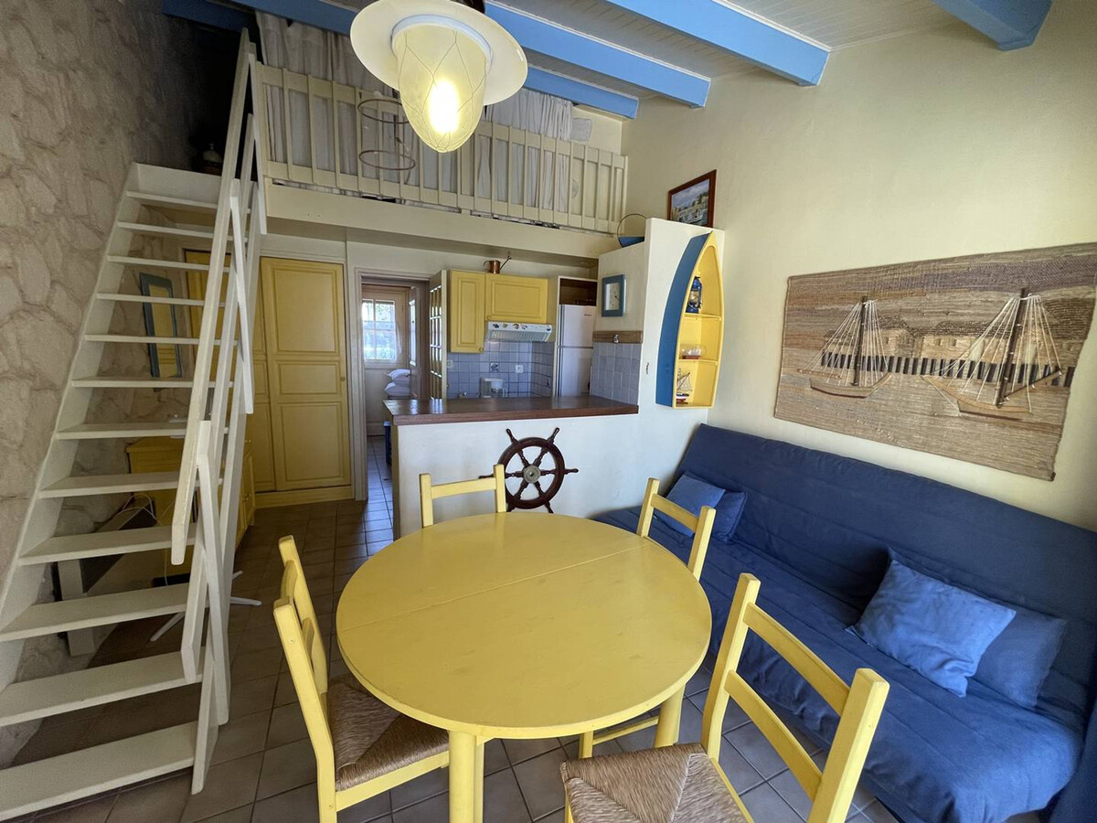 Studio cabine mezzanine avec terrasse vue marina – Saint-Cyprien - Photo 14