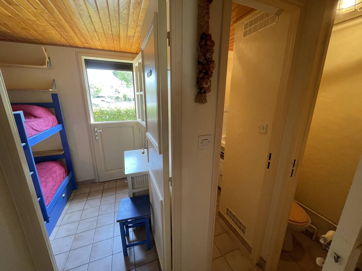 Studio cabine mezzanine avec terrasse vue marina – Saint-Cyprien - Photo 15