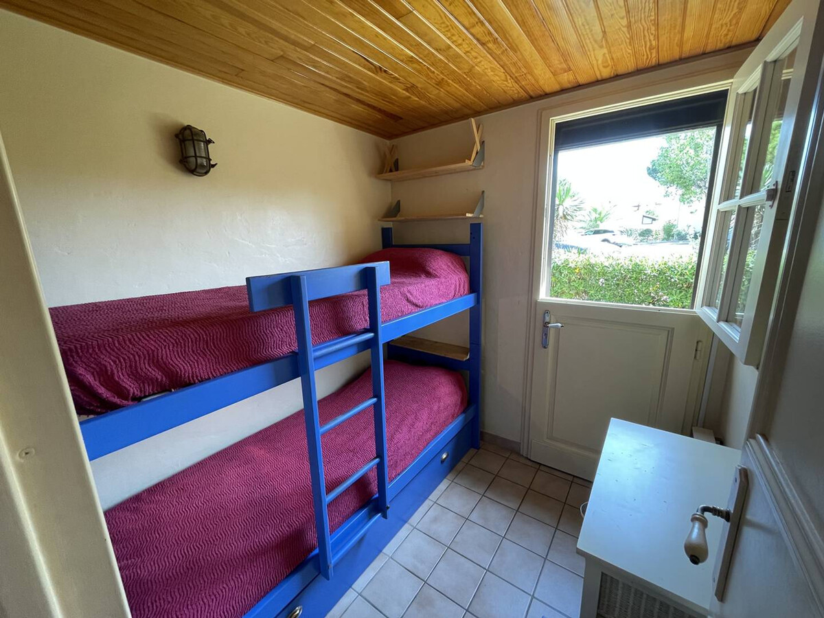 Studio cabine mezzanine avec terrasse vue marina – Saint-Cyprien - Photo 16