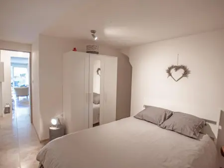 La Grande Pinède : maison avec piscine chauffée à Faucon : photo 9