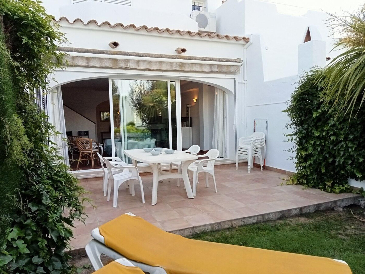 Maison à Pals avec Jardin Privé, Piscine Communautaire et WIFI, à 1,5 km de la Plage - Photo 4