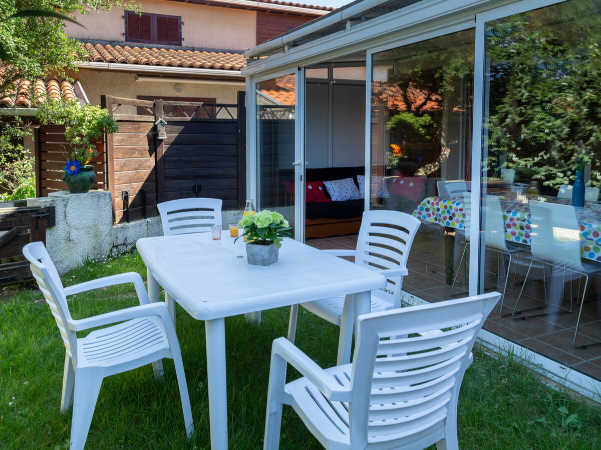 Maison mitoyenne 1 chambre avec jardin à Seignosse - Photo 4