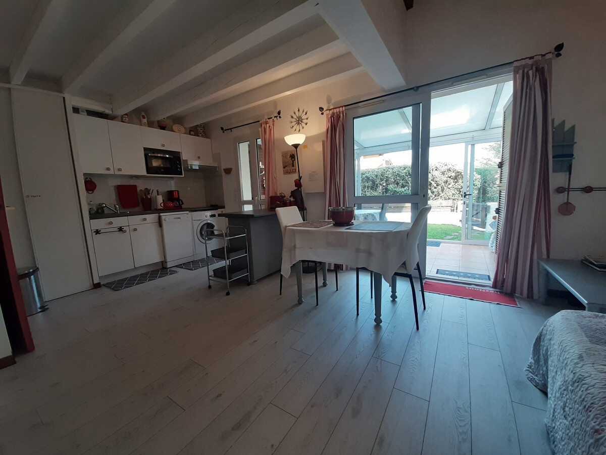 Maison mitoyenne 1 chambre avec jardin à Seignosse - Photo 8