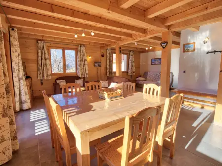 Location chalet à Notre Dame de Bellecombe, Chalet Familial 8 Pers., Vue Montagnes, Parking, WiFi