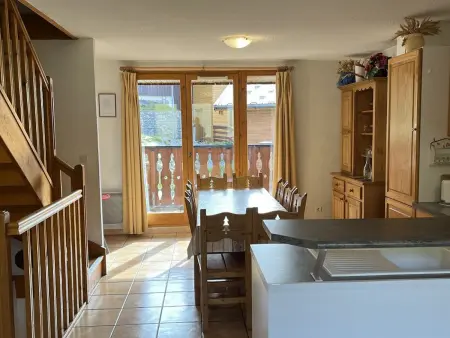 Chalet 10 pers. Plagne Soleil, animaux admis, vue piste : photo 6