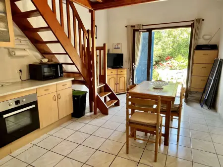 Maison 3 pièces + mezzanine, climatisée, proche mer, parking privé, animaux acceptés - Photo 3