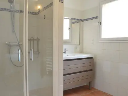 Villa 5 pièces 3 chambres avec jardin, clim, wifi, animaux admis - Photo 16