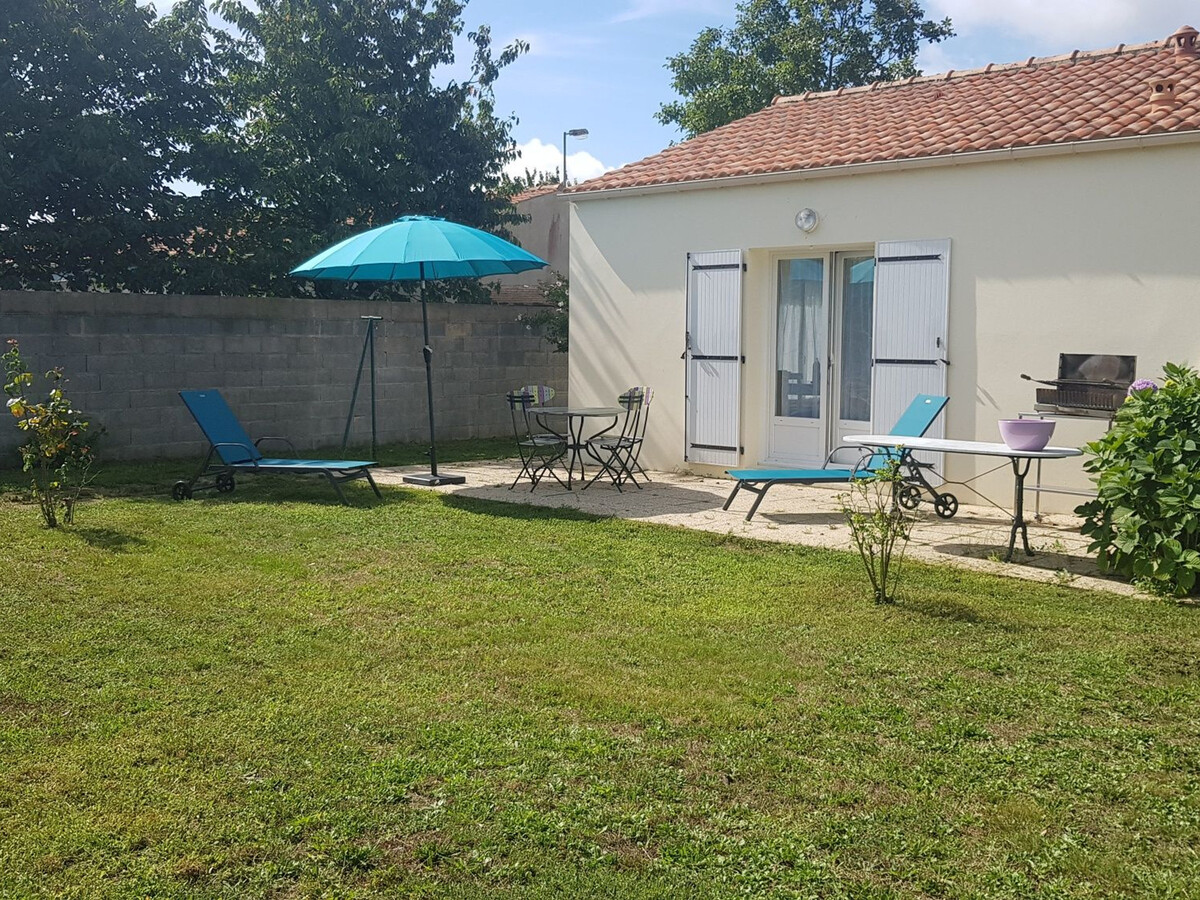 Gîte plain-pied 4 pers. Saint-Hilaire-de-Chaléons, jardin 400m² - Photo 9