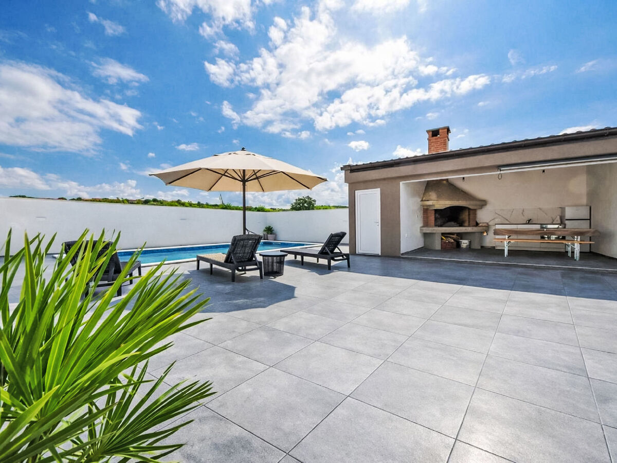 Villa Laura – Maison 8 pers. piscine privée Zadar - Photo 2