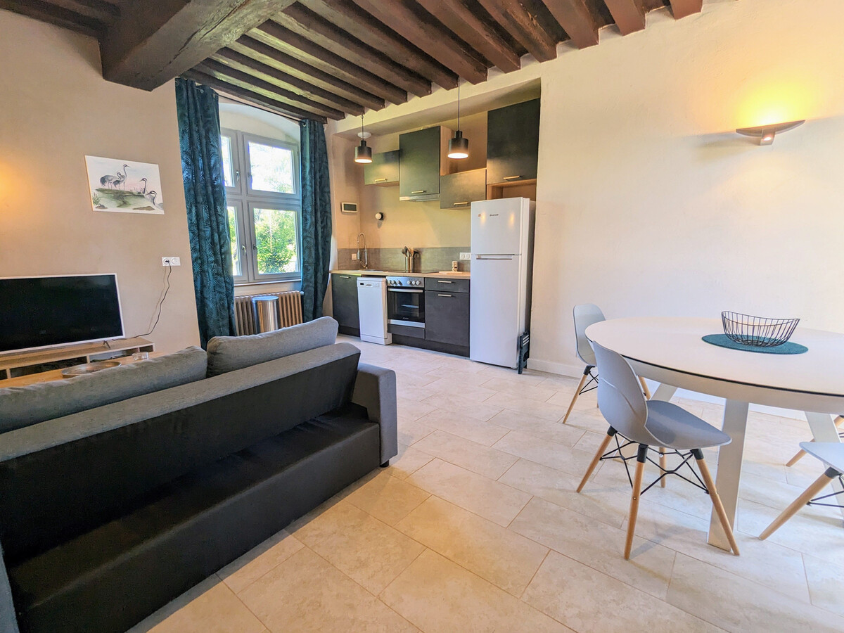 Gîte en pierre du 11e siècle avec étang de pêche privé - Photo 12