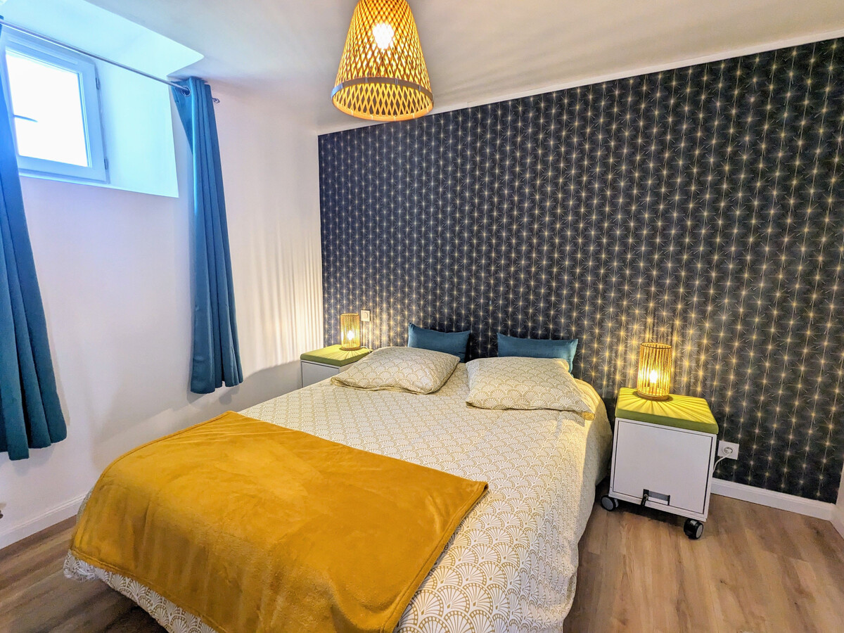 Gîte en pierre du 11e siècle avec étang de pêche privé - Photo 17