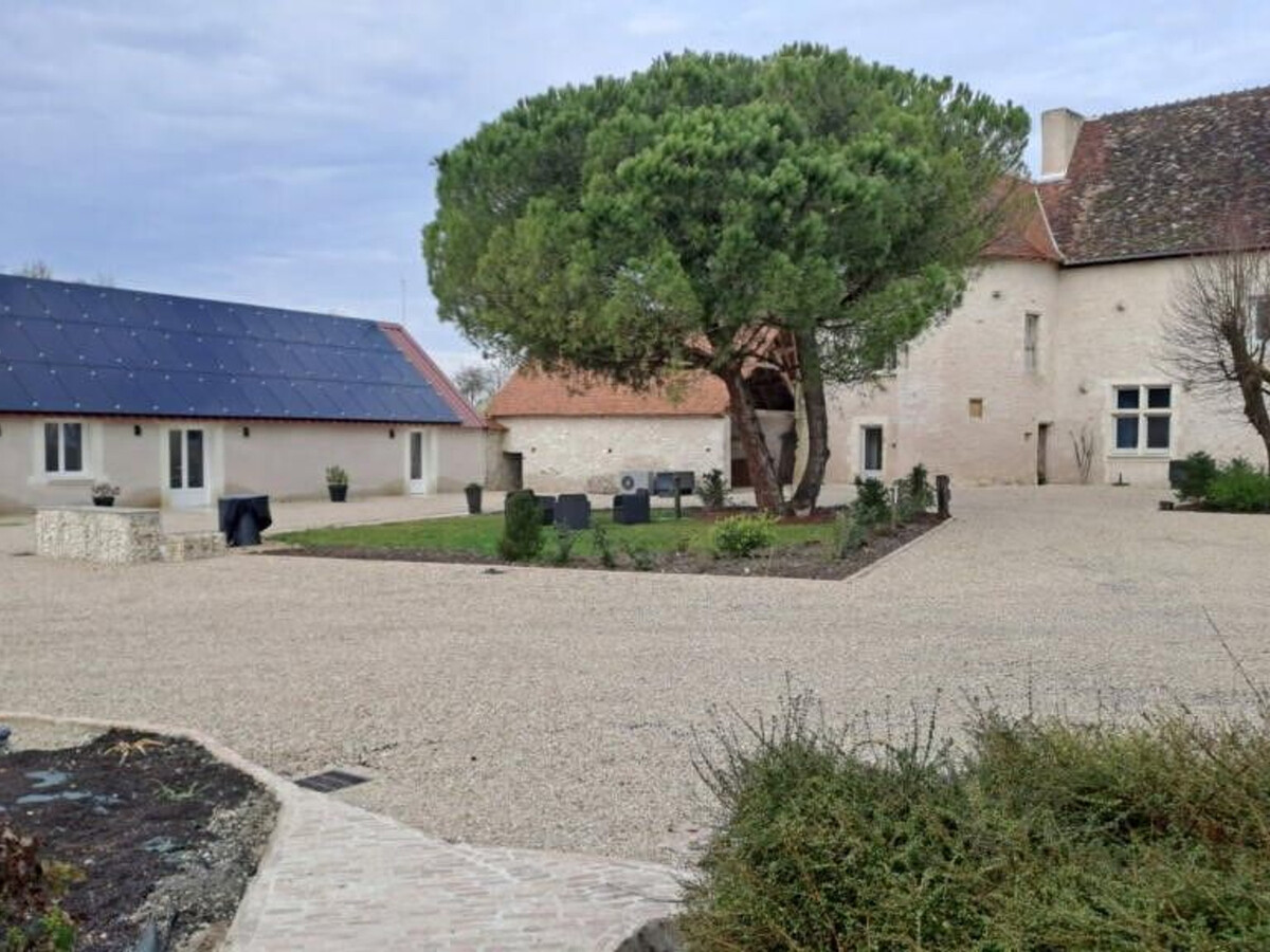 Gîte Berry 11ème siècle, étang et spa à 10 min - Photo 3