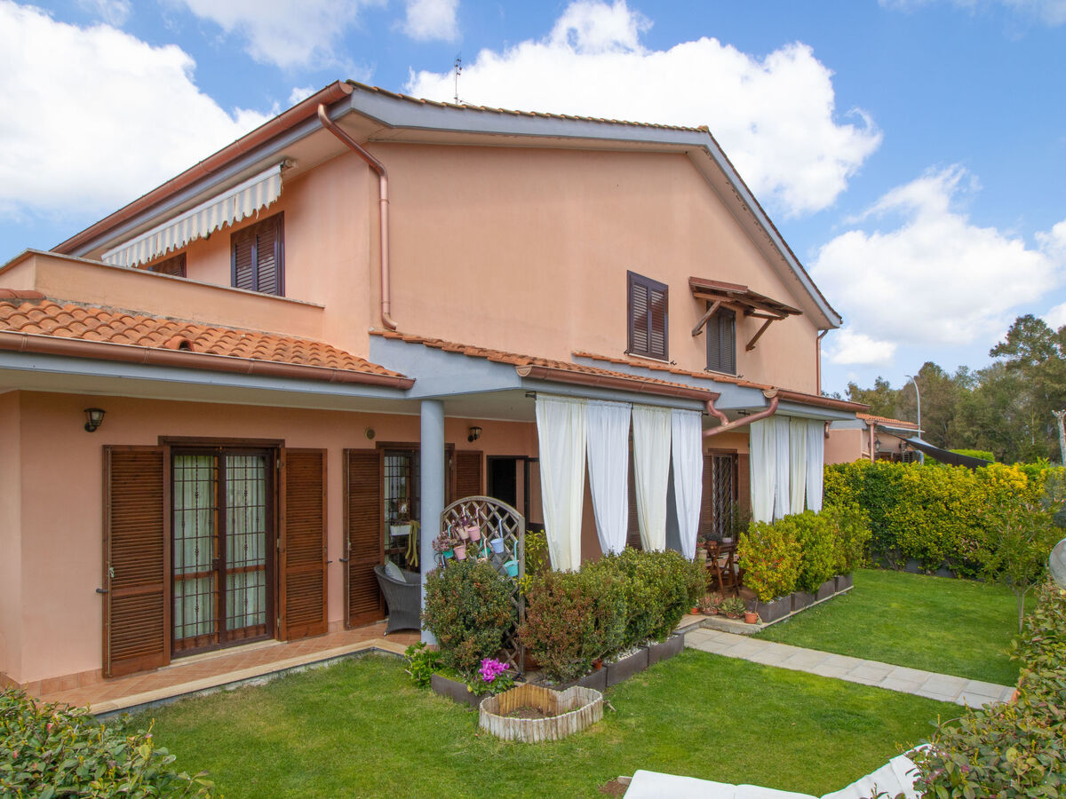 Maison Venere à Ardea, 4 pièces avec jardin 200m² - Photo 1