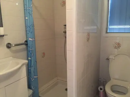 Maison plain-pied 60 m² avec jardin clos, 2 km de la plage - Photo 5