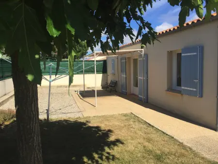 Maison plain-pied 60 m² avec jardin clos, 2 km de la plage - Photo 11