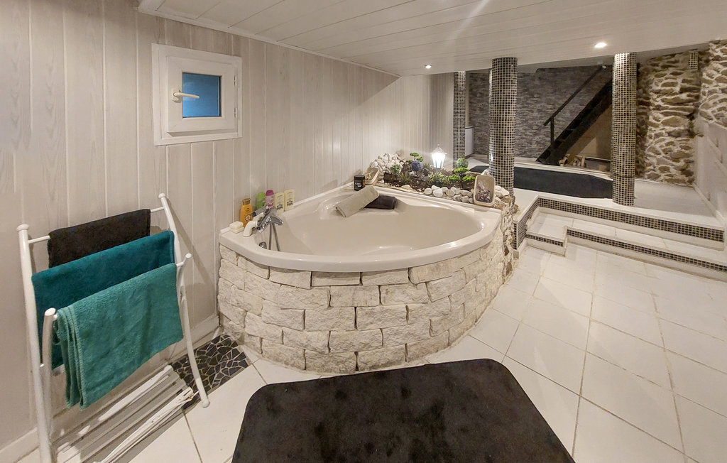 Maison 8 pers. avec piscine intérieure à Villars - Photo 8