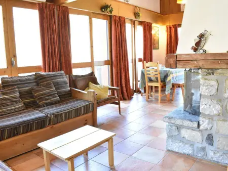 Chalet spacieux à Méribel - Animaux acceptés, parking inclus - Photo 8