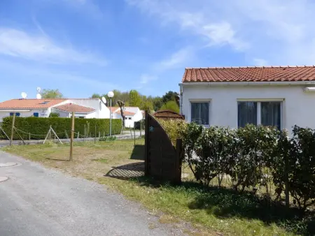 Maison 3 pièces avec mezzanine, 6 couchages, à 5 km de la plage - calme et tout confort, parking inclus - Photo 18