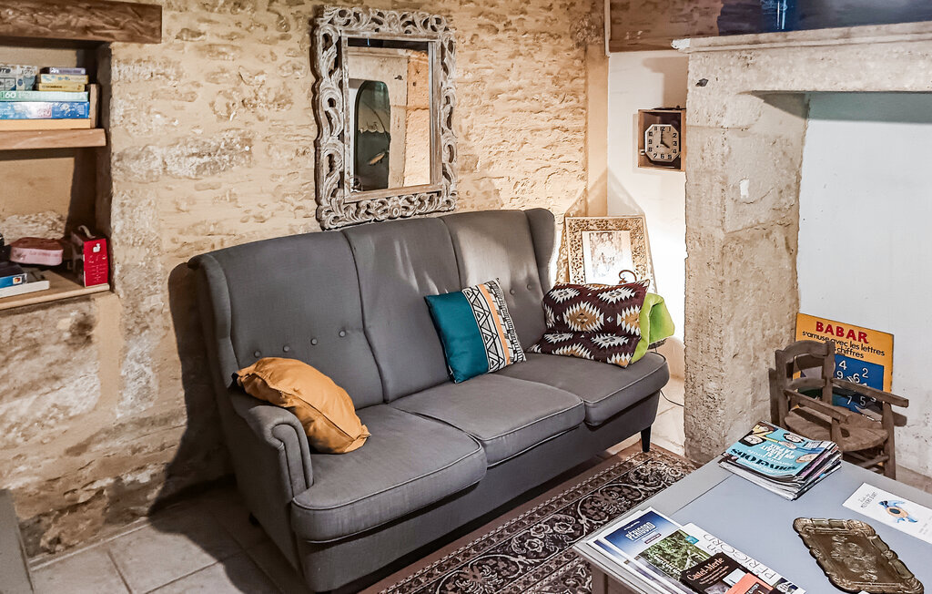 Maison en pierre avec jardin de 2000 m² à Saint Leon sur Vezere - Photo 4