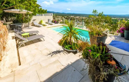 Maison 3 chambres piscine privée vue mer Roquebrune : photo 11