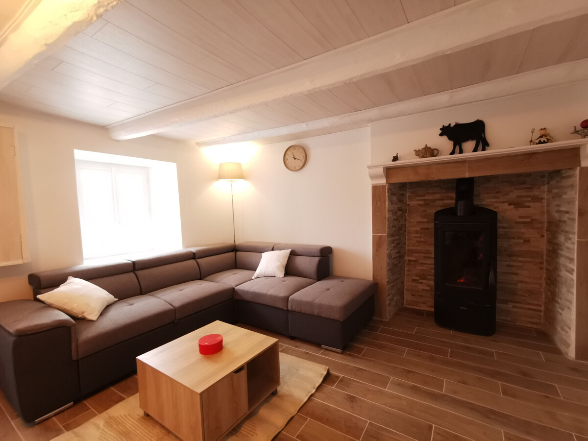 Gîte fermier rénové 6 pers. à Autrac, terrasse et poêle - Photo 6