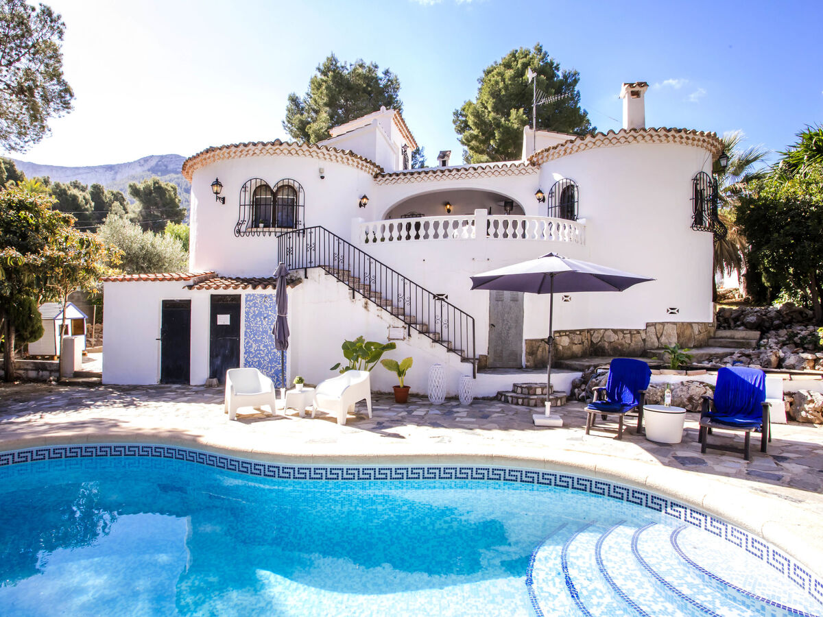 Garoe Villa, maison 3 chambres avec piscine à Dénia - Photo 1