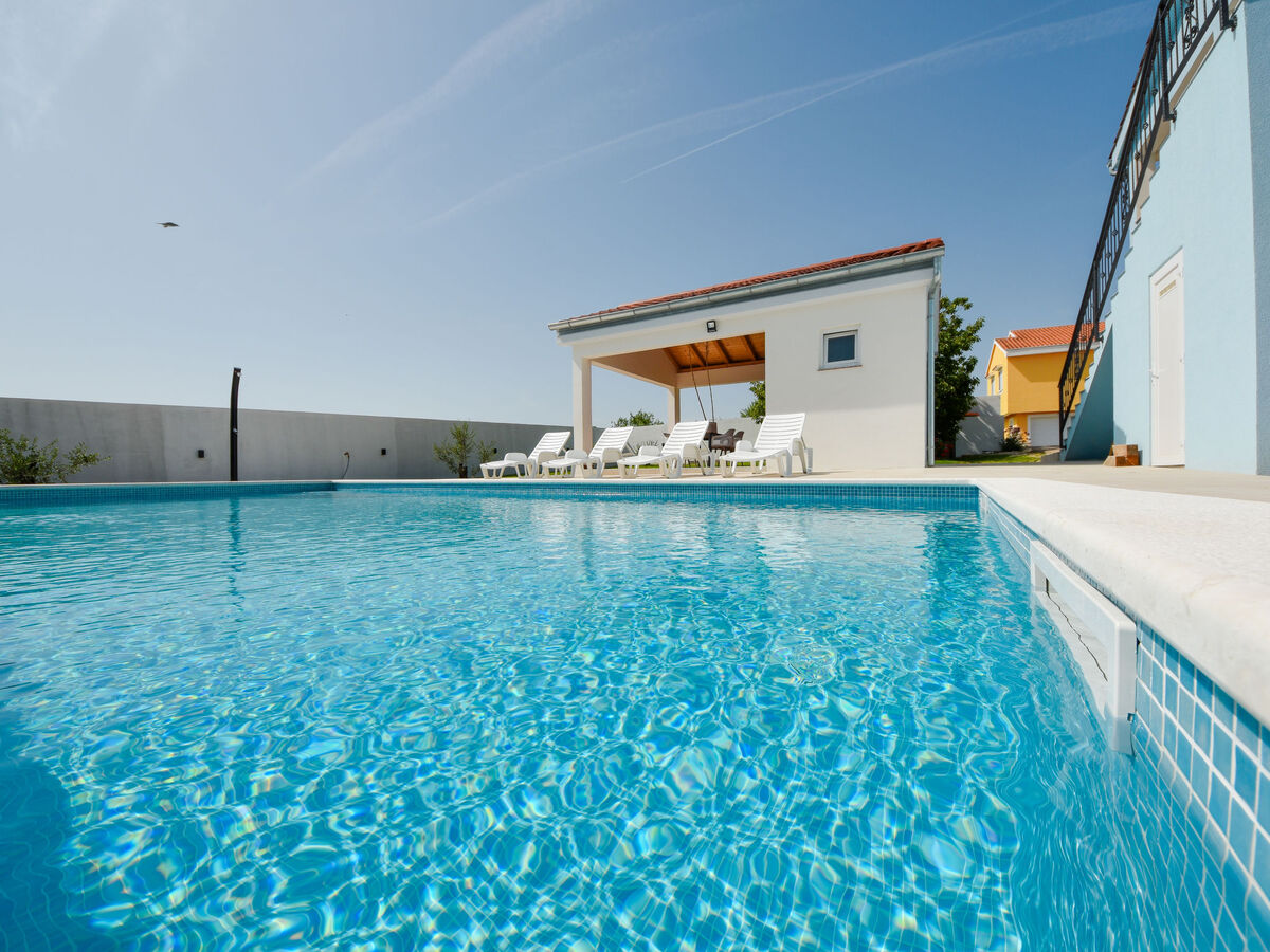 Maison Elena avec piscine privée à Novigrad - Photo 4